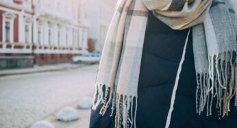Il freddo ormai è arrivato: ecco come lavare (correttamente) le sciarpe senza rovinarle